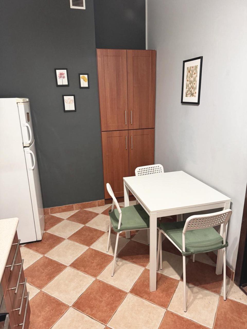 2-Room Apartment In The City Center Poznan Exterior foto